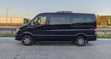 Mercedes Sprinter (8 місць) 2015